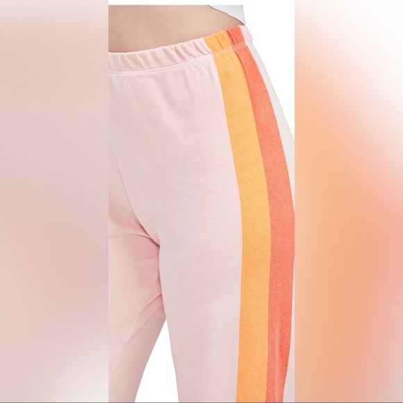 Wildfox Hot Dang Easy Sweats,NWOT, Size Medium, Gossamer Pink, vintage stripe - Picture 2 of 6